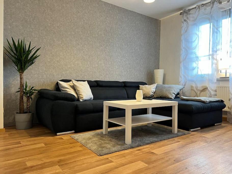 Appartement Gemuetliches Reihenhaus Mit Terrasse Magdebourg